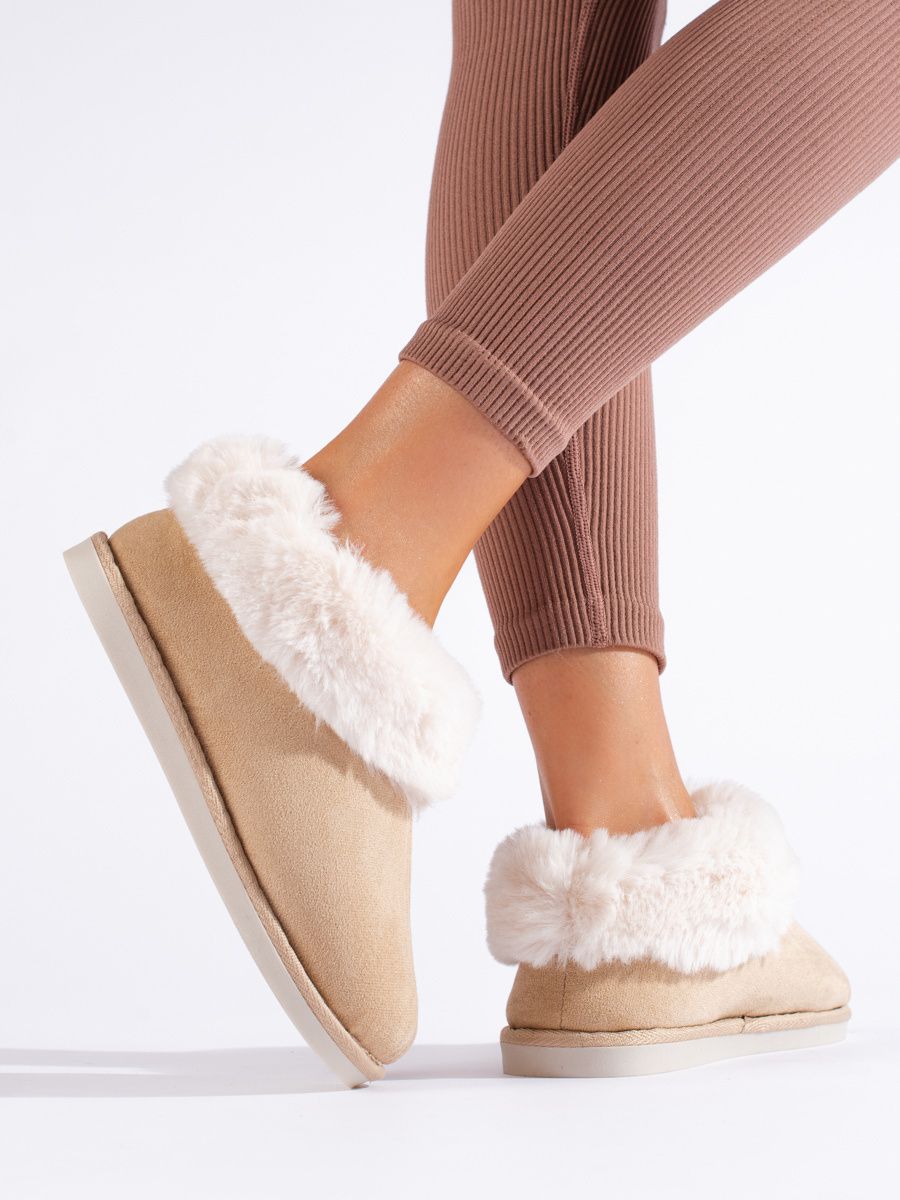 Ciabatte beige con pelliccia sintetica