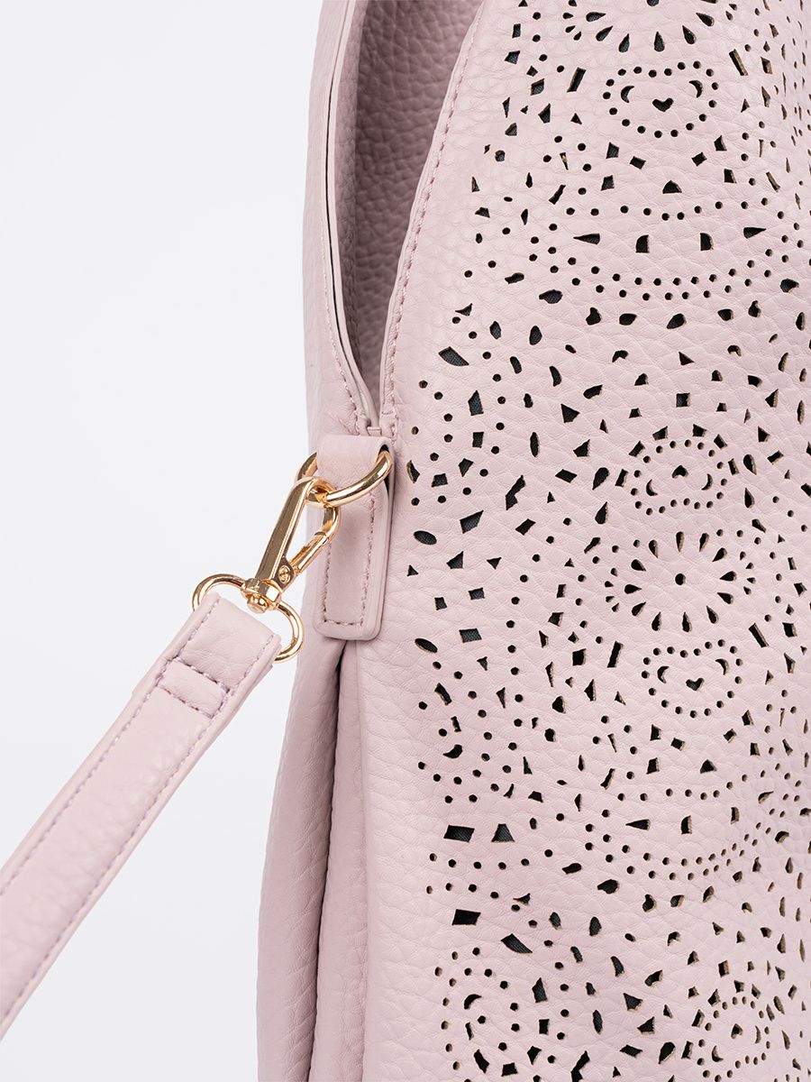 Borsa a spalla rosa perforata