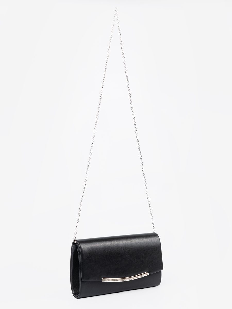 Elegante borsa nera con catena