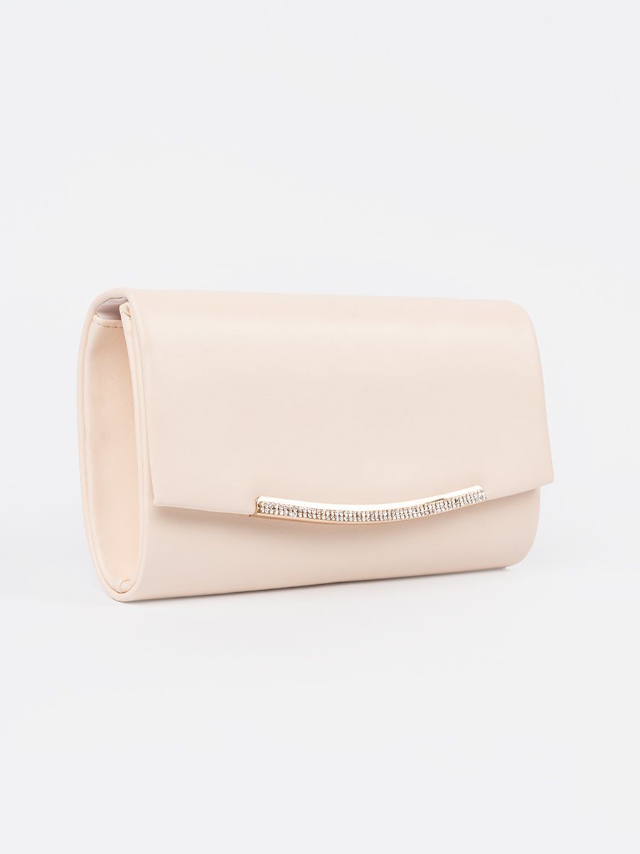 Clutch beige chiaro con catena
