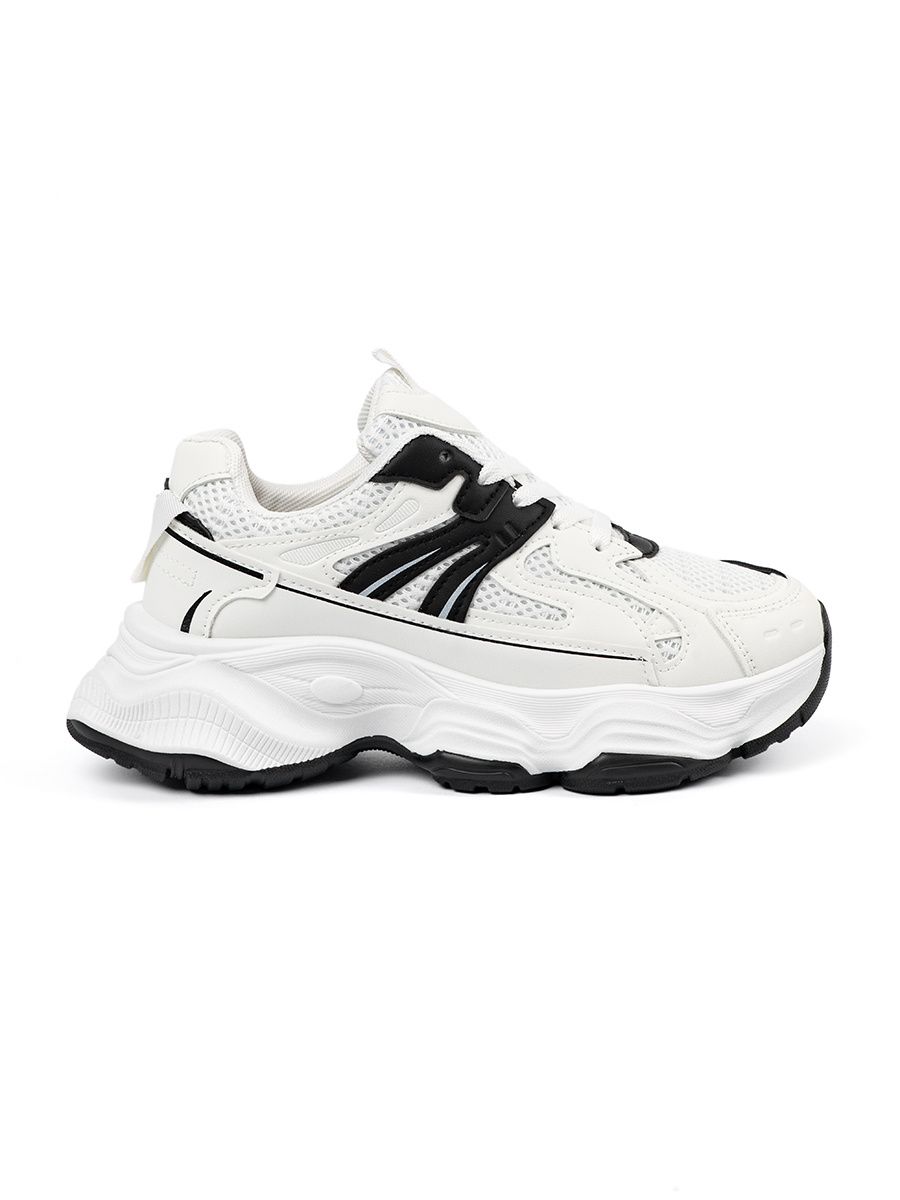 Sneakers bianche con suola spessa