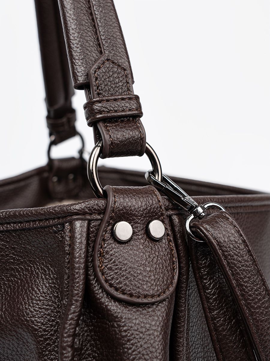 Borsa a spalla marrone classica