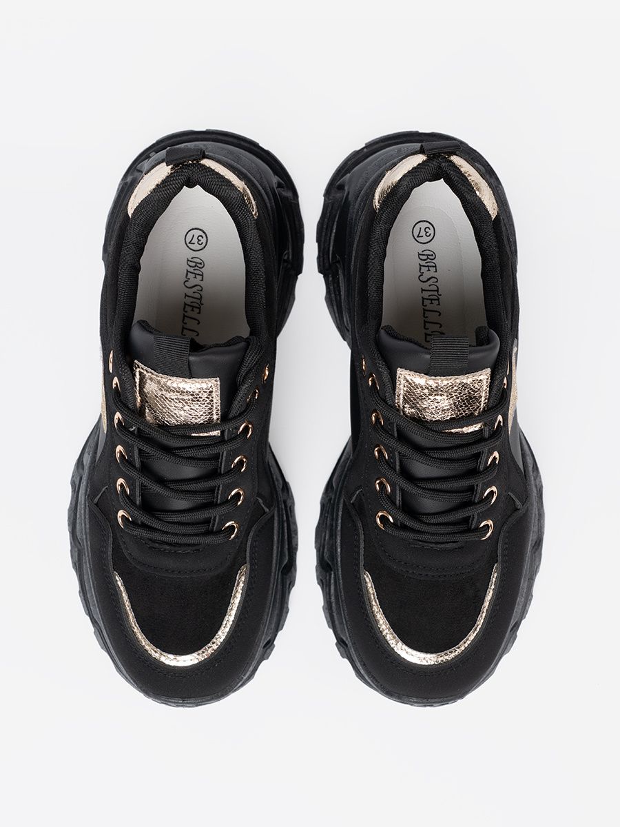 Sneakers nere con cuore dorato