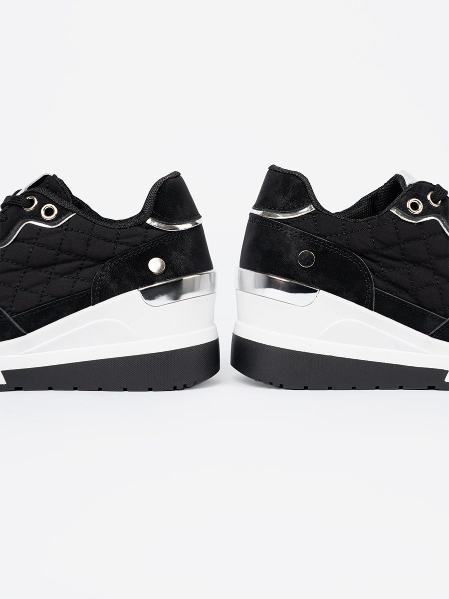 Sneakers nere da donna con zeppa