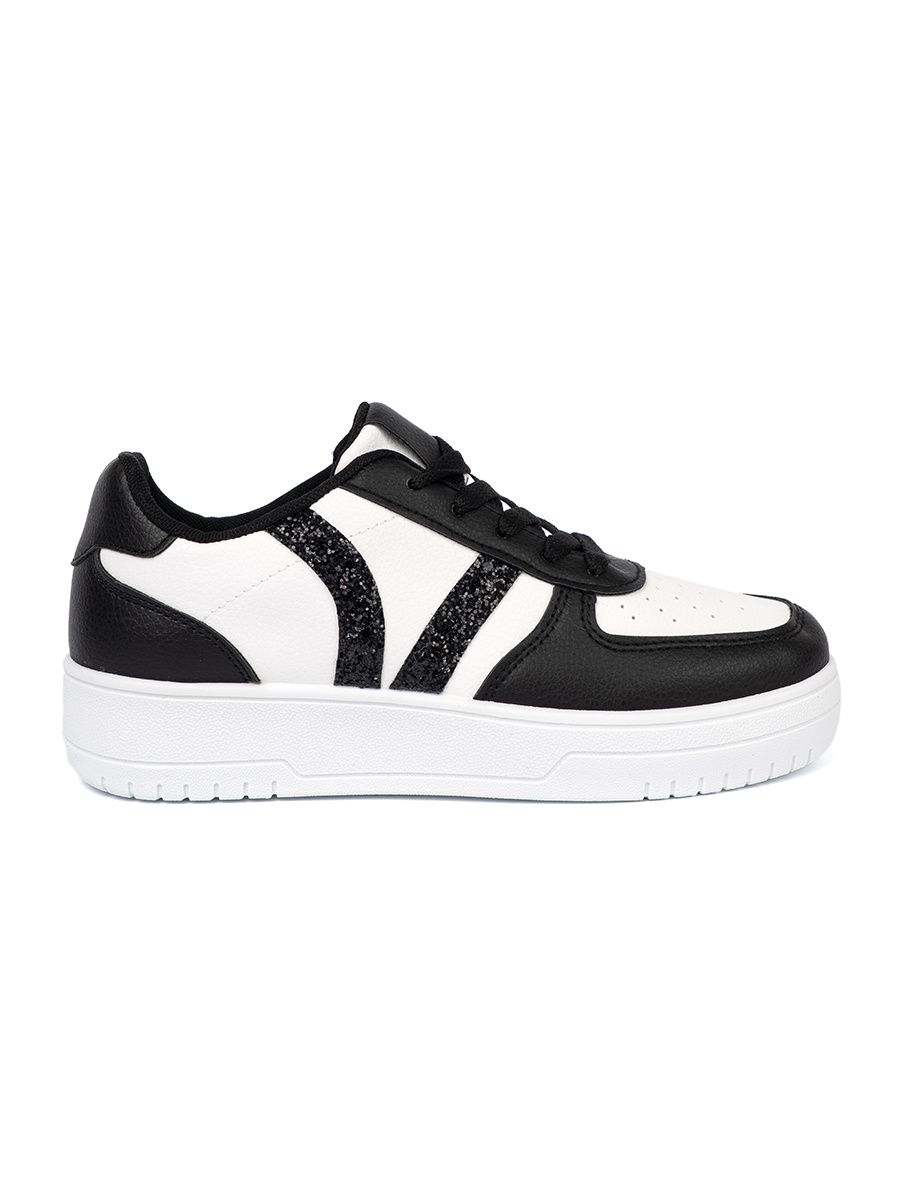 Sneakers stilosi bianchi e neri con dettagli brillanti