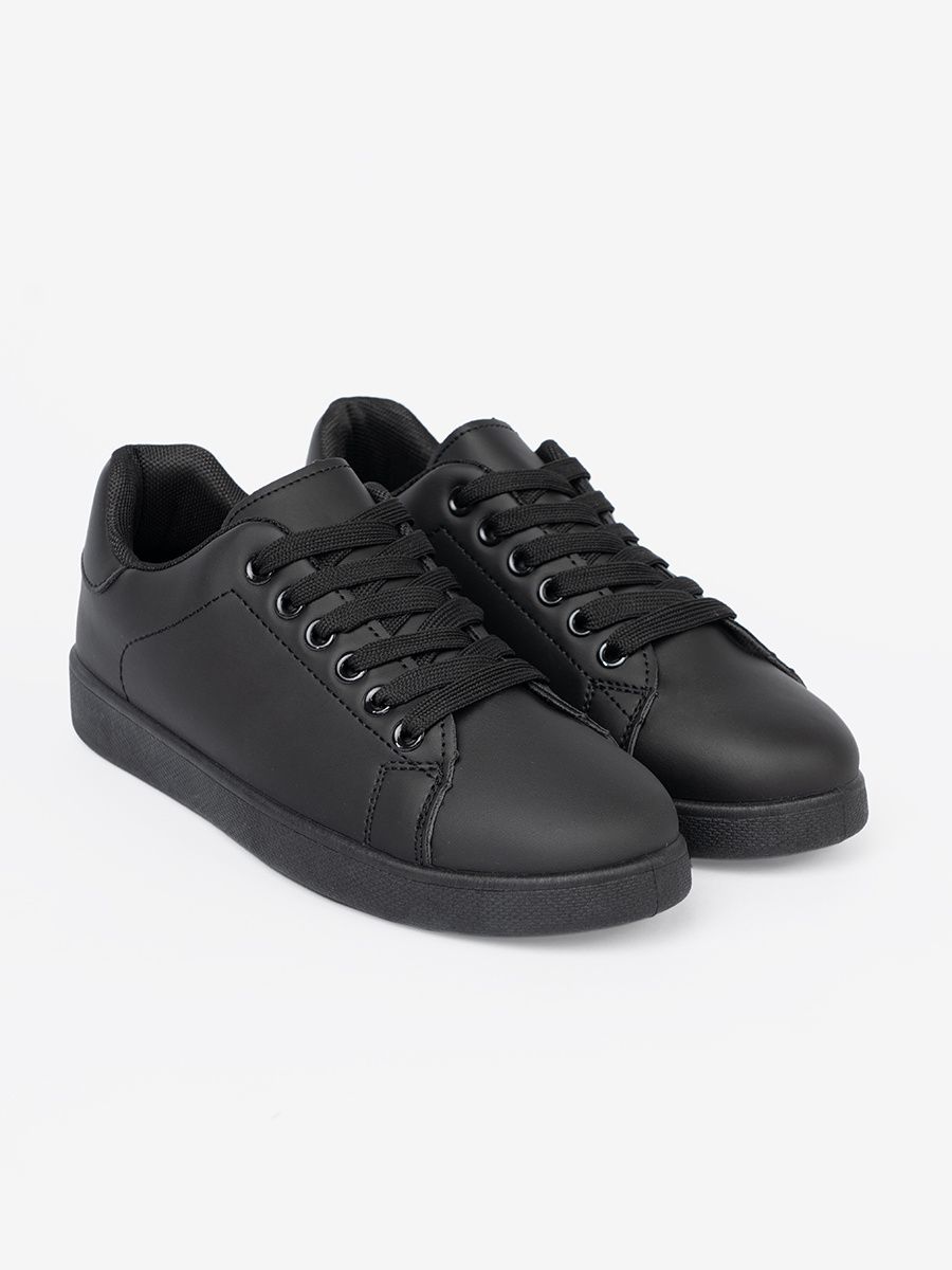 Sneakers nere con finitura opaca