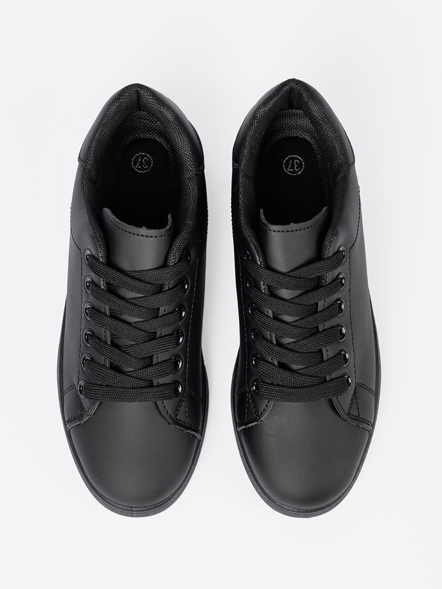 Sneakers nere con finitura opaca
