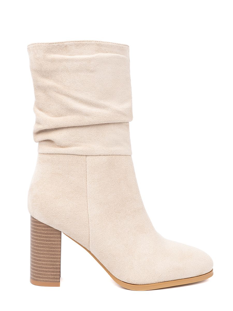 Stivaletti beige chiaro con gambale arricciato
