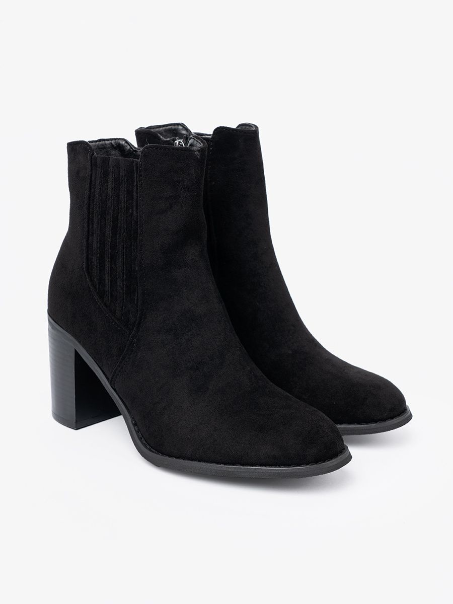 Stivaletti neri in suede con tacco a blocco