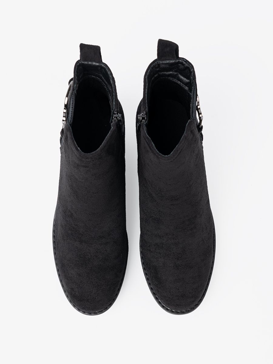 Stivaletti neri in suede con inserto elastico