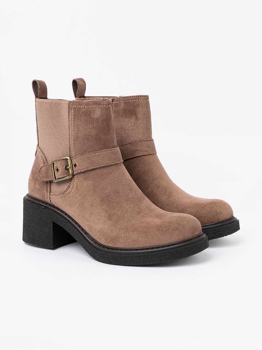 Stivaletti beige eleganti con tacco stabile