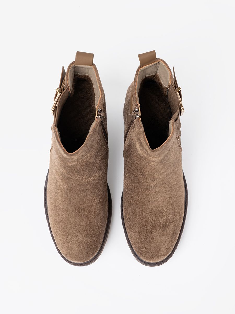Stivaletti beige eleganti con tacco comodo