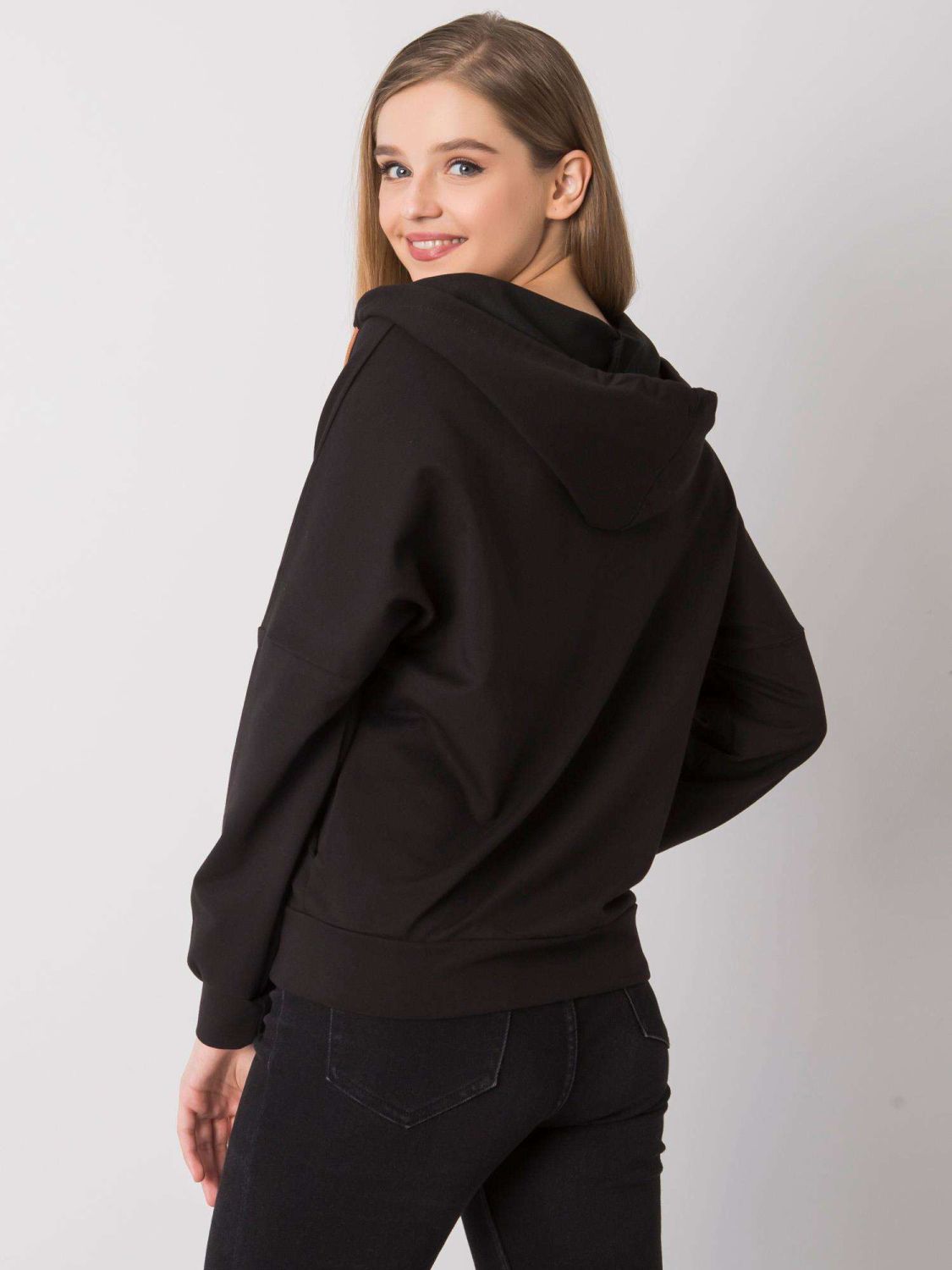 Felpa nera con zip e cappuccio
