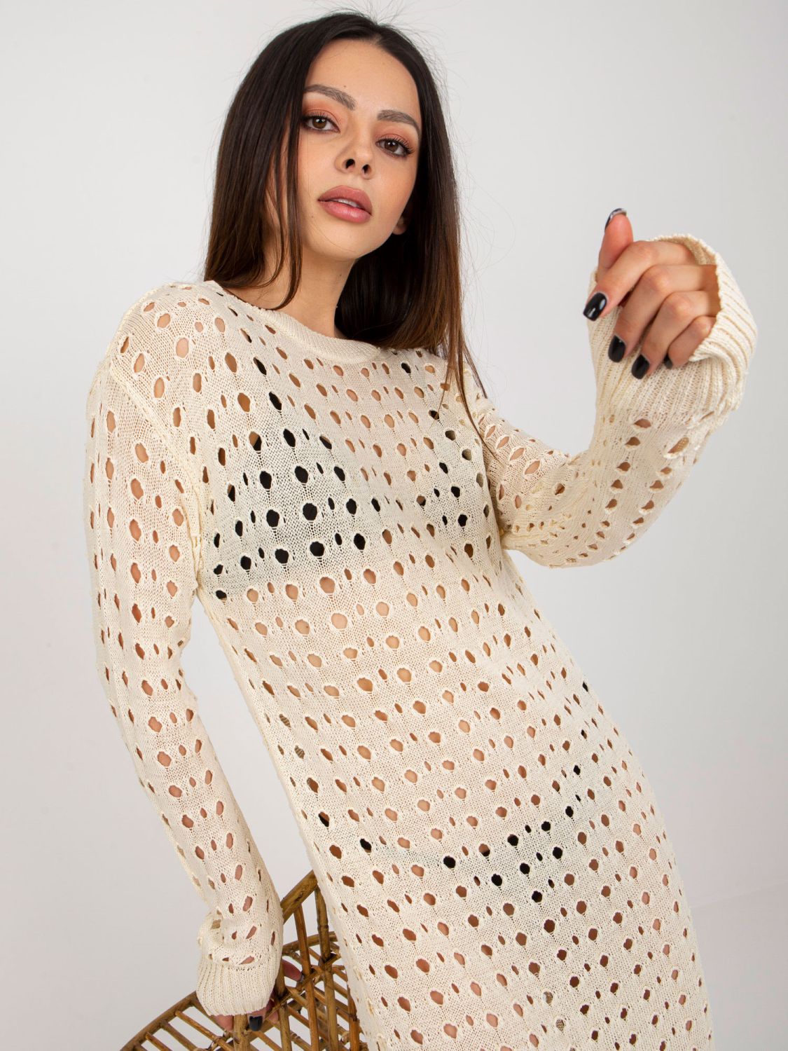 Abito estivo in maglia beige chiaro