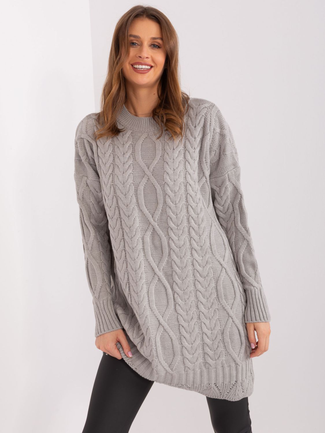 Elegante vestito midi grigio