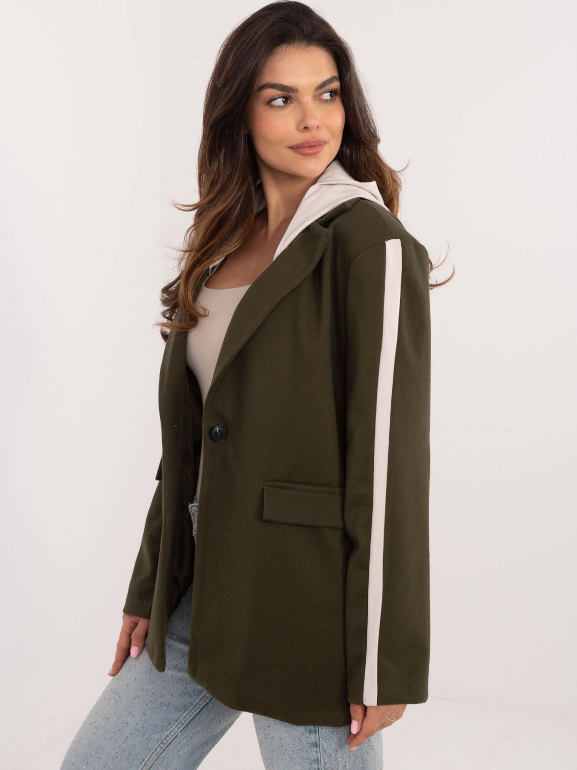 Blazer khaki elegante con cappuccio