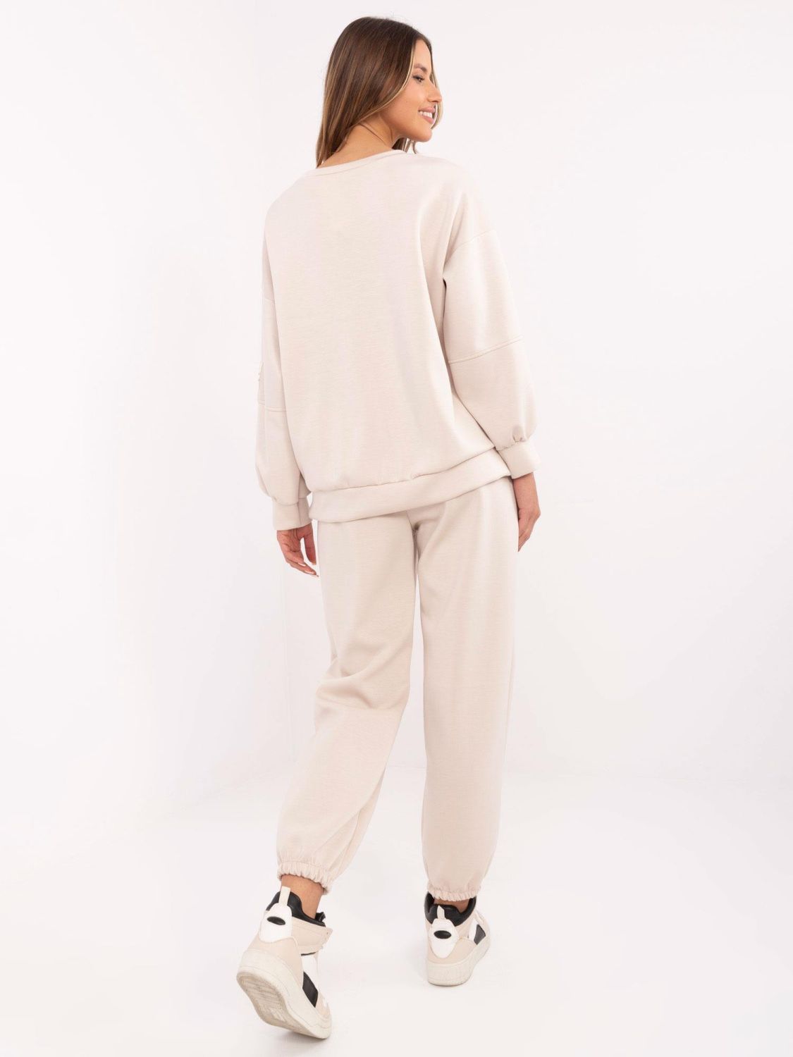 Bež komplet s dugim rukavima