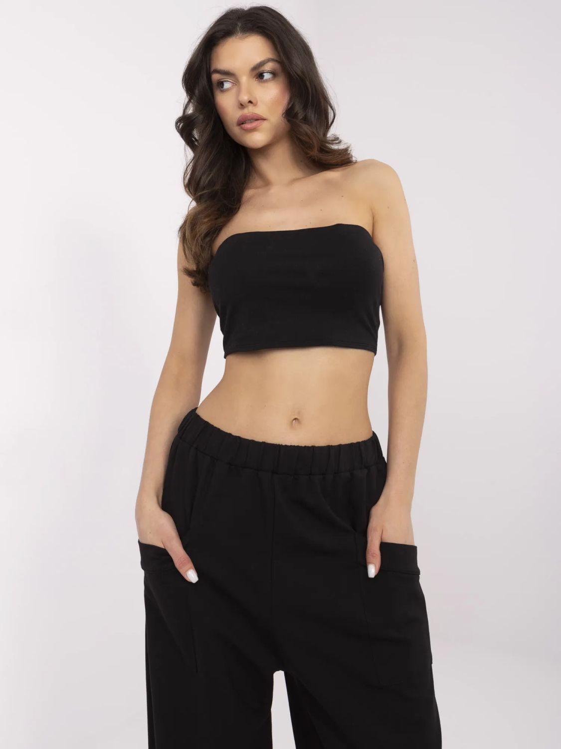 Pantaloni sportivi neri eleganti