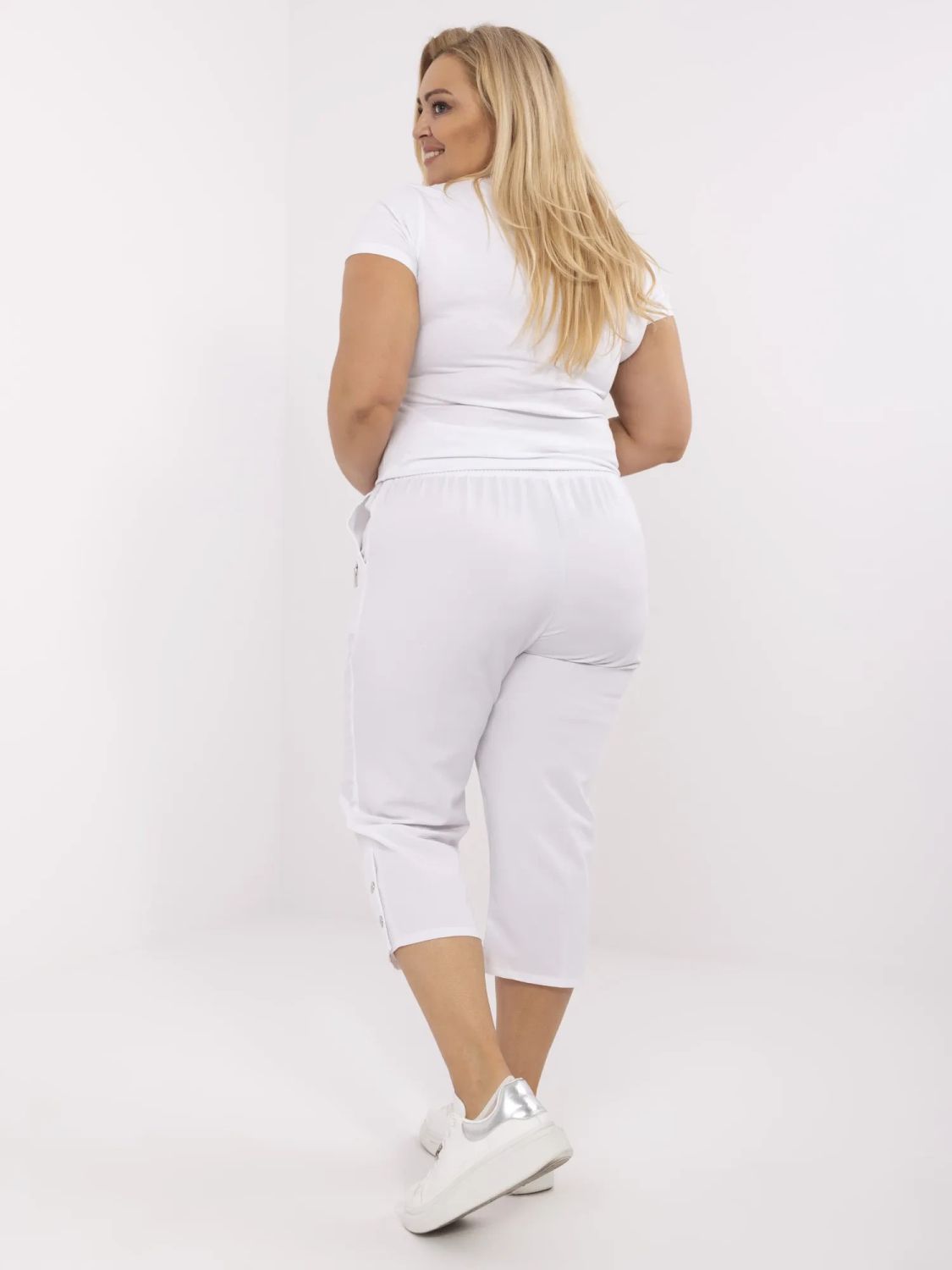 Pantaloni bianchi da donna a vita alta