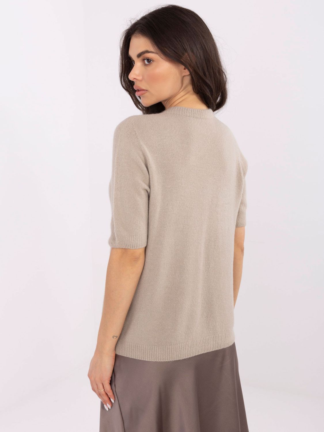 Maglione beige a maniche corte