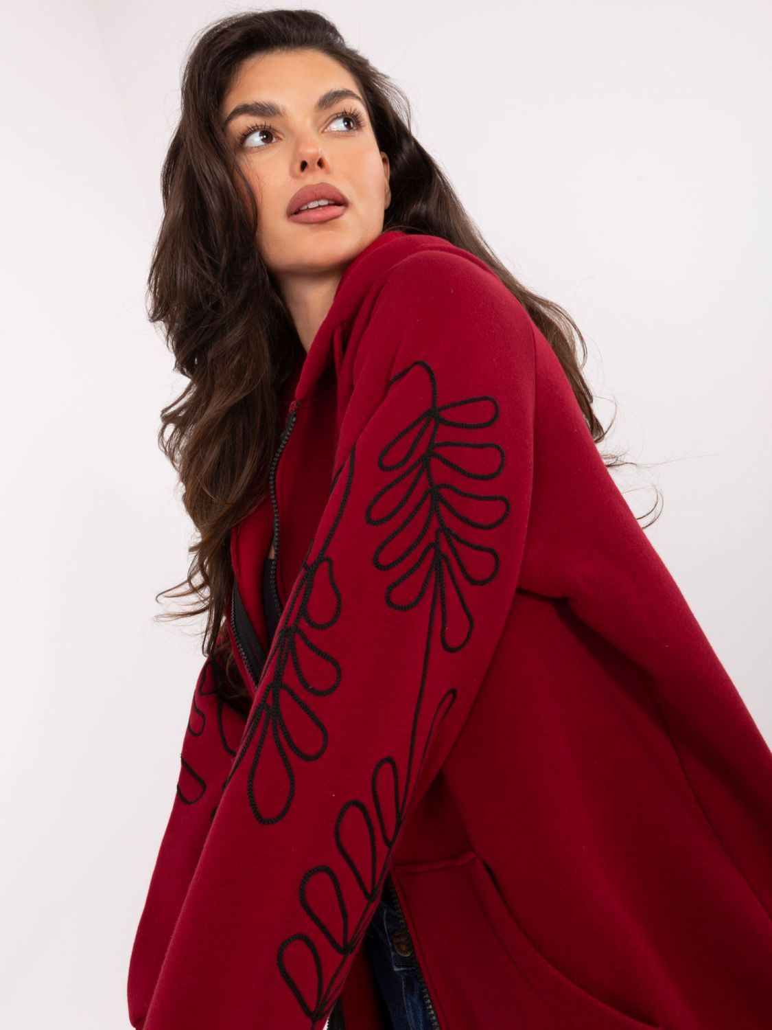 Bordo hoodie s kapuljačom i vezom