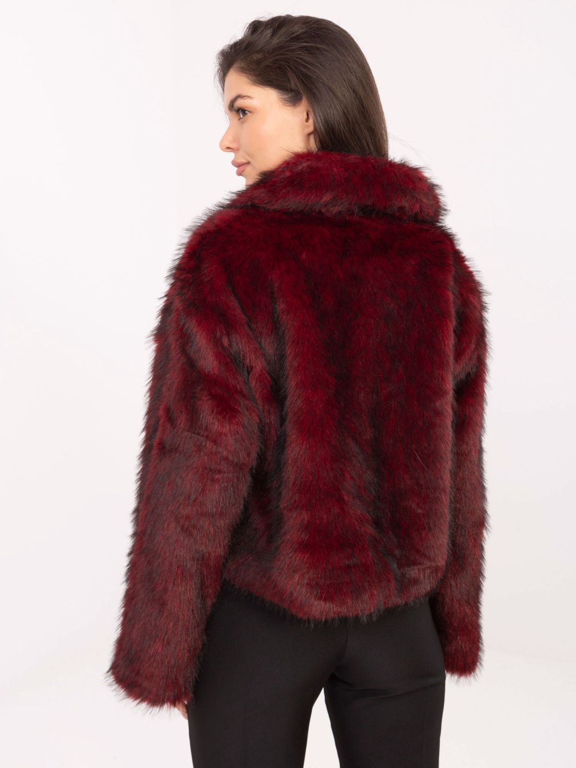 Elegantna bordo zimska jakna