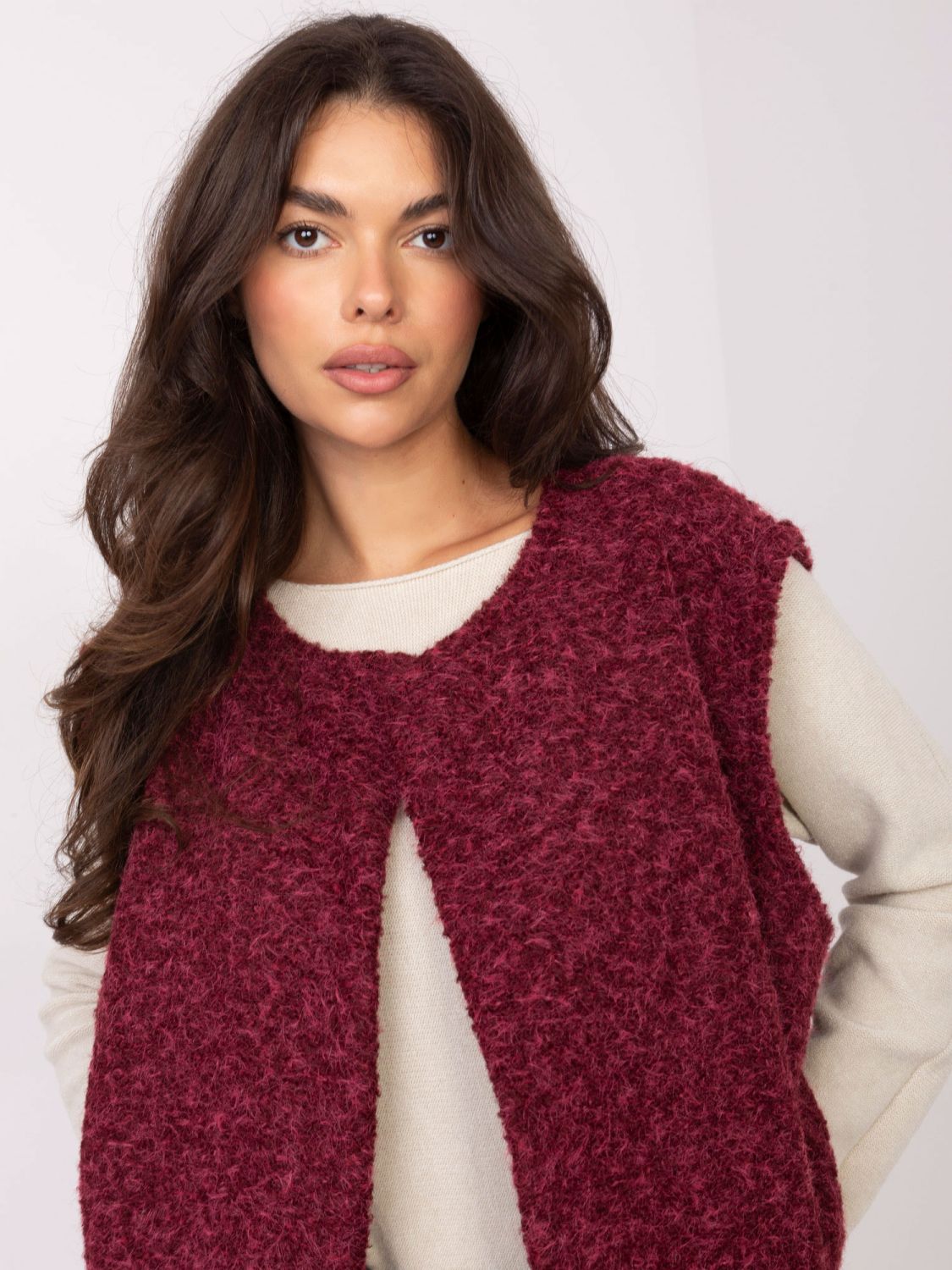 Gilet lavorato a maglia bordeaux con tasche