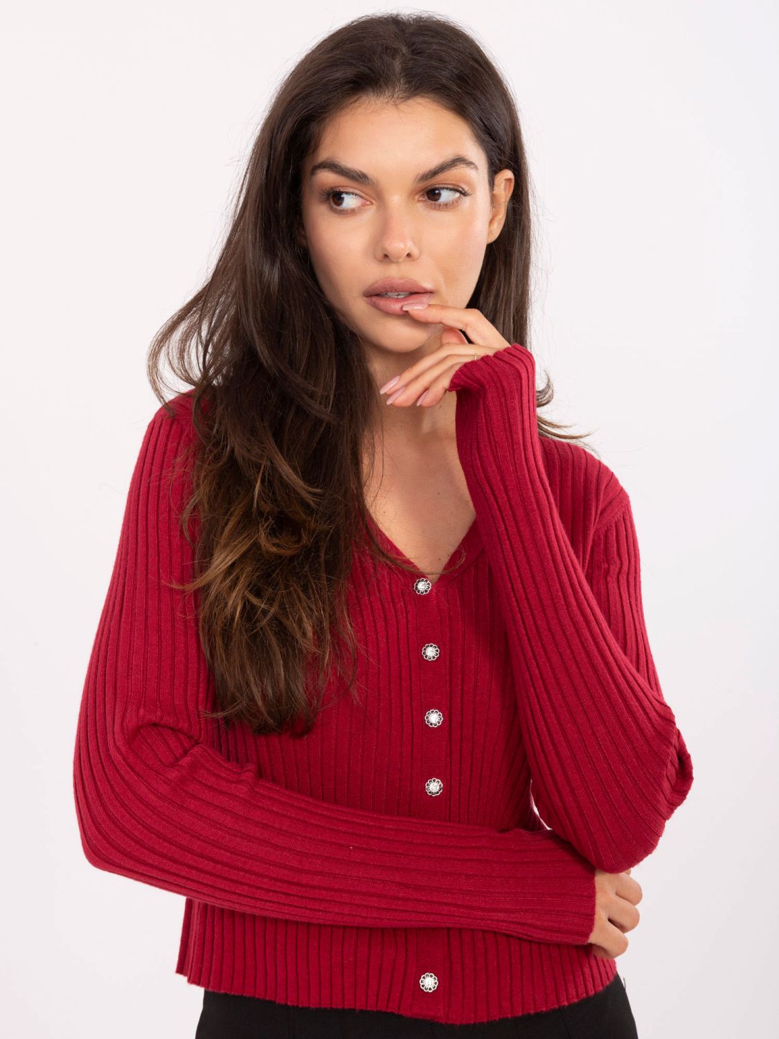 Elegante maglione bordeaux con scollo a V