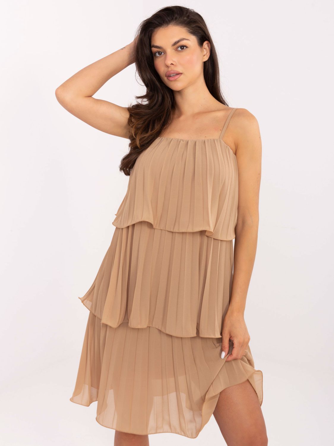 Elegantna koktel haljina u camel boji