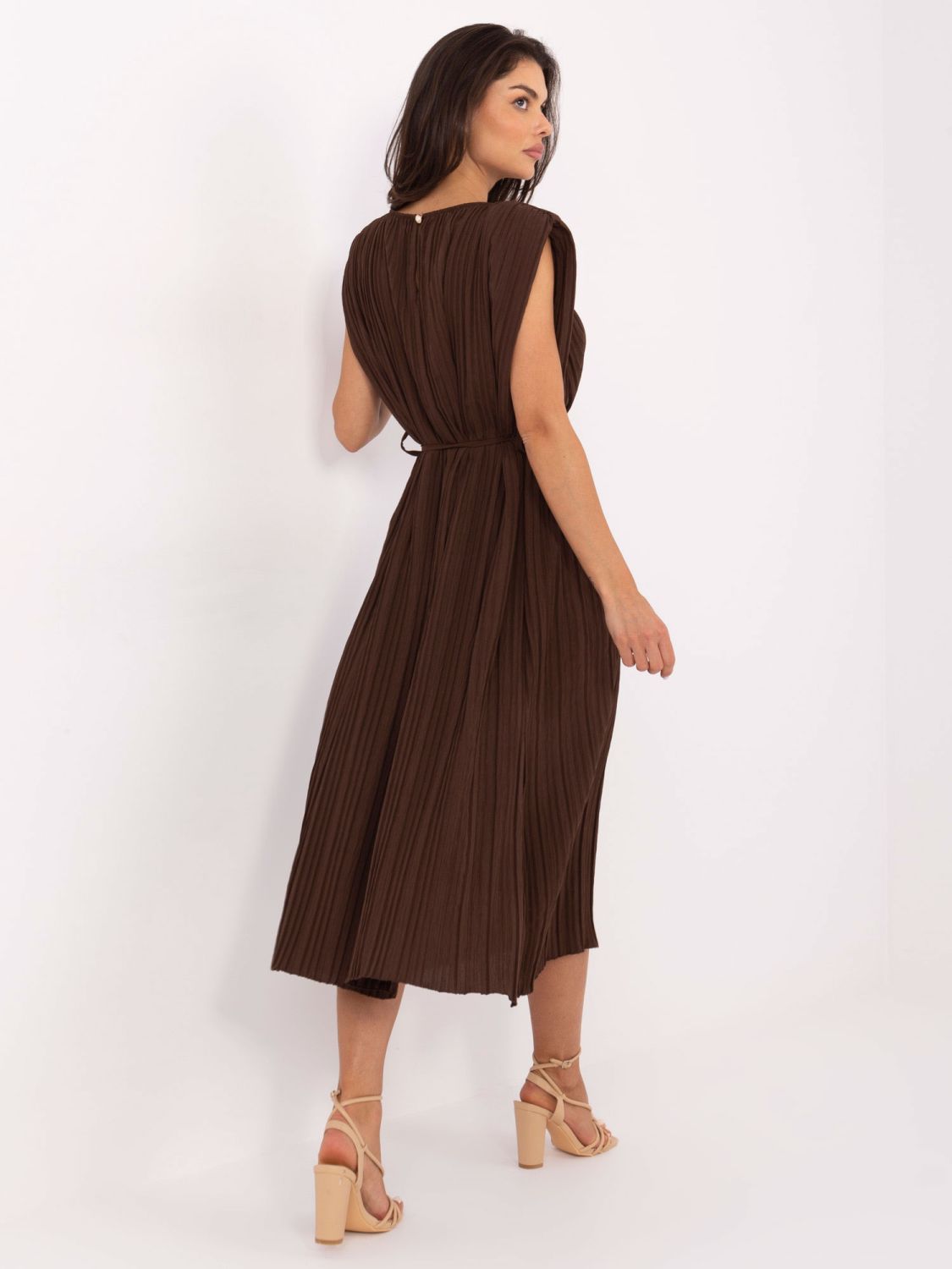 Elegante abito midi in marrone scuro