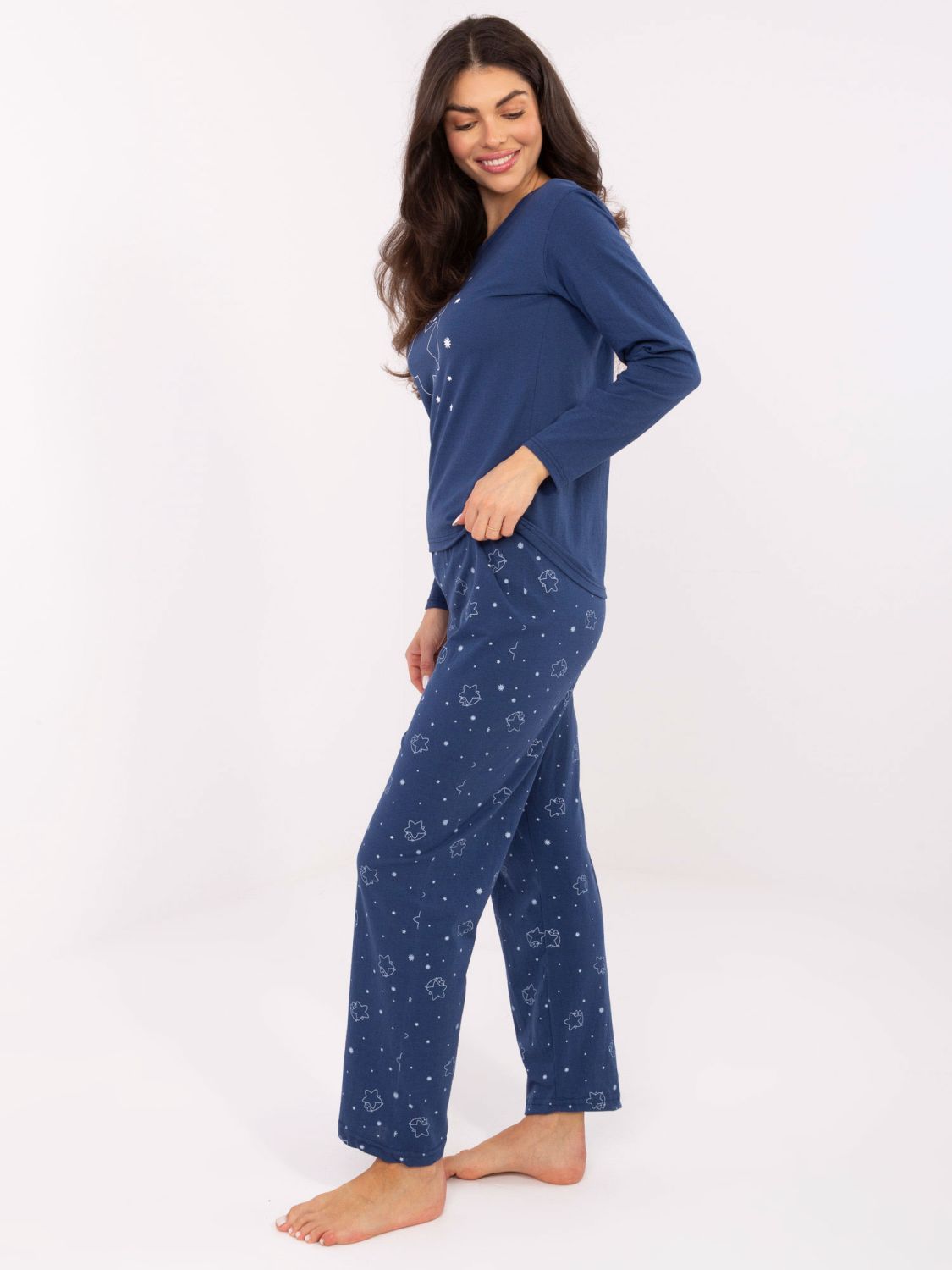 Ženska pidžama s dugim rukavima u tamnoplavoj boji