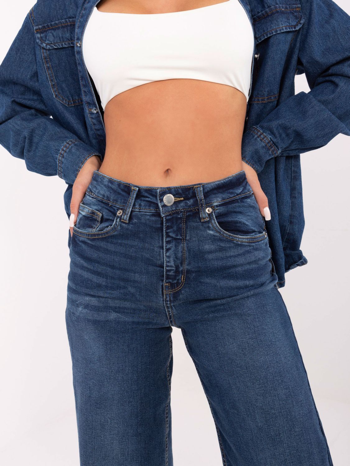Jeans donna a gamba larga e vita alta – blu scuro