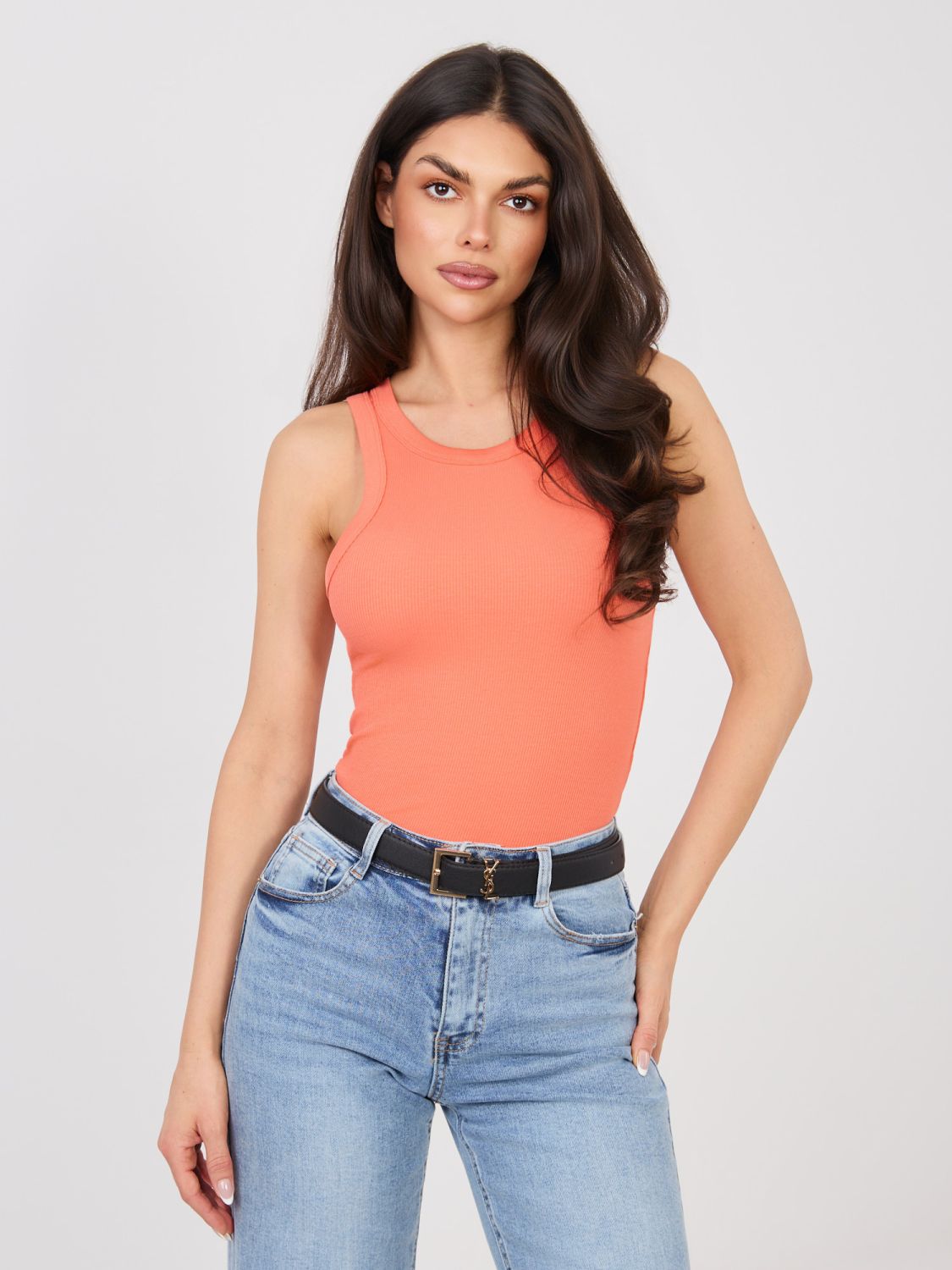 Top arancione a costine senza maniche