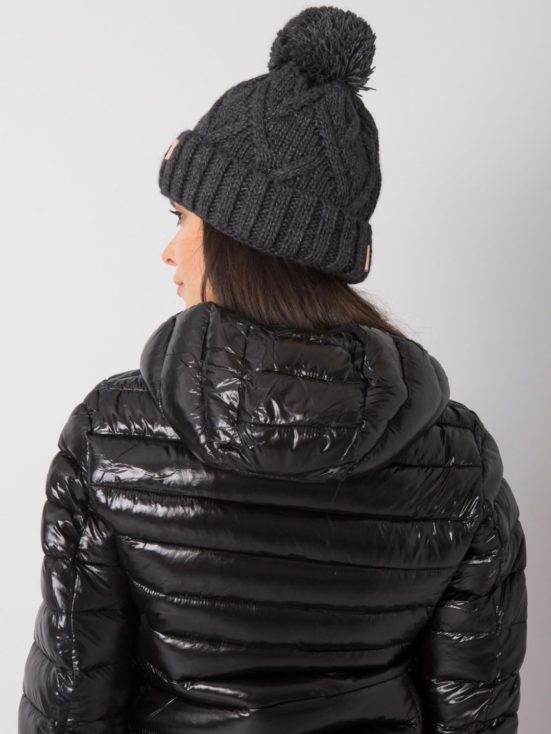 Cappello invernale grigio scuro
