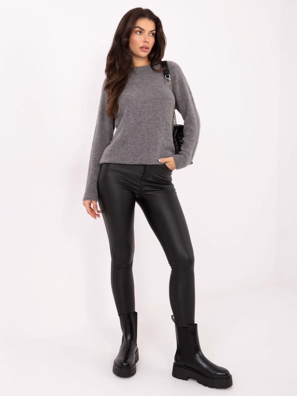 Tamnosivi pulover od alpake