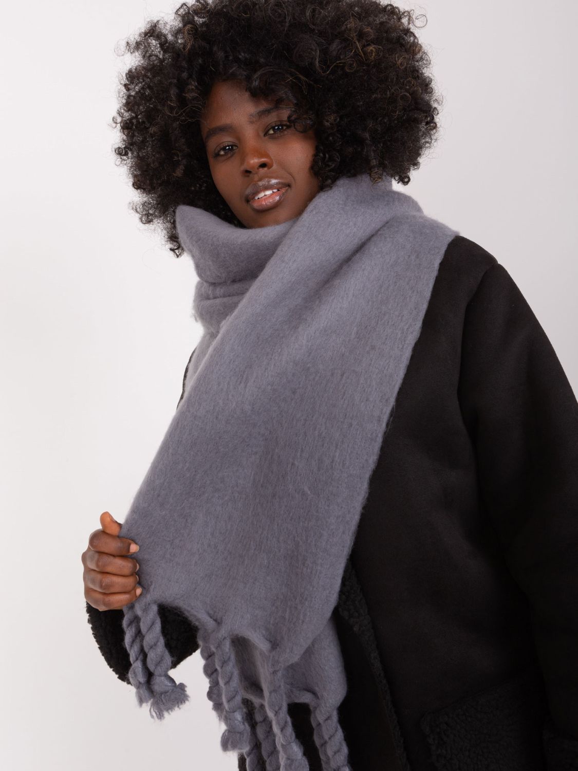 Sciarpa Elegante in Grigio Scuro
