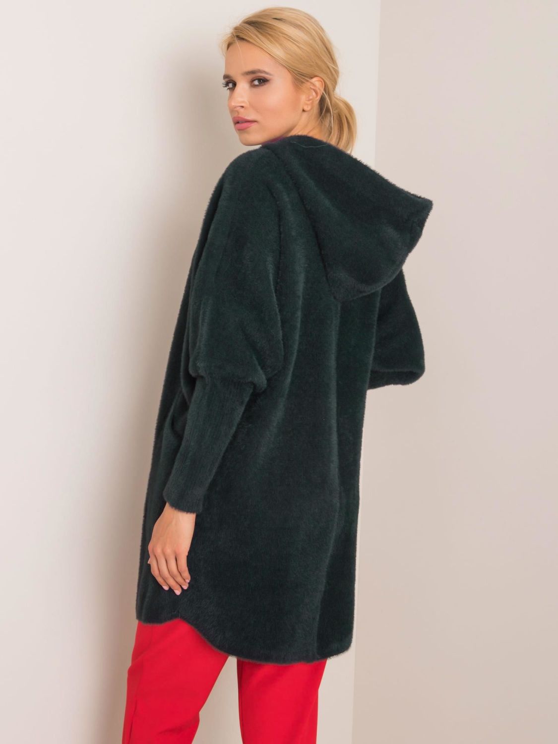 Bež kaput od alpake s kapuljačom