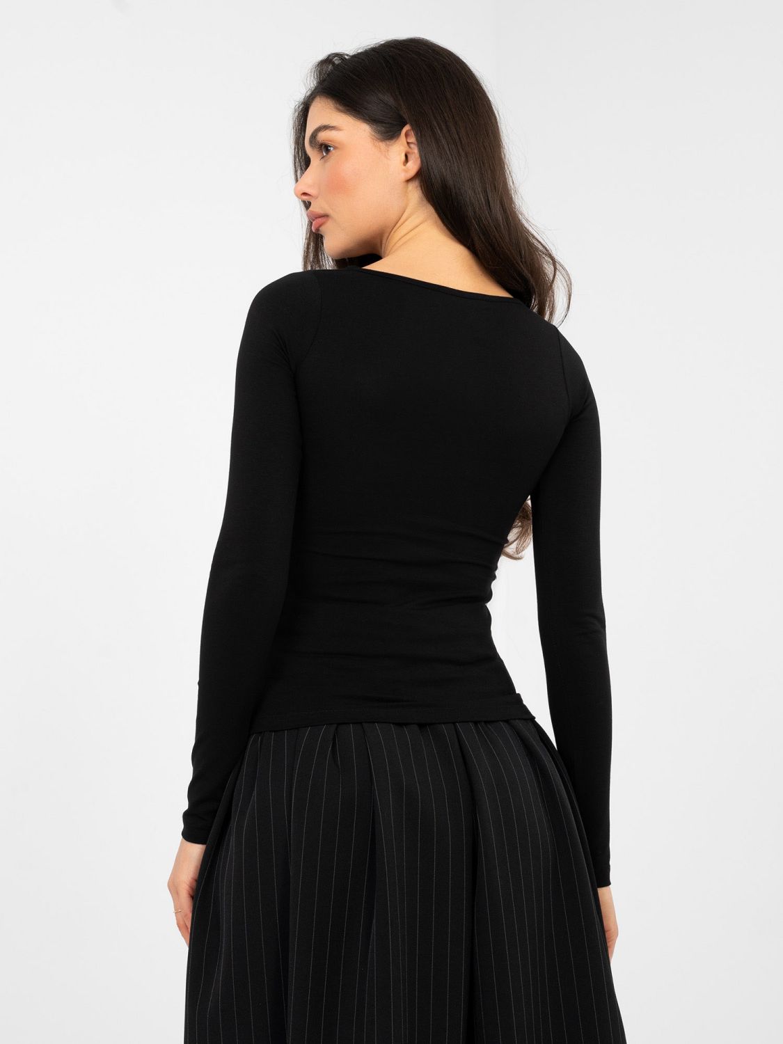 Blusa nera in cotone con maniche lunghe e fodera