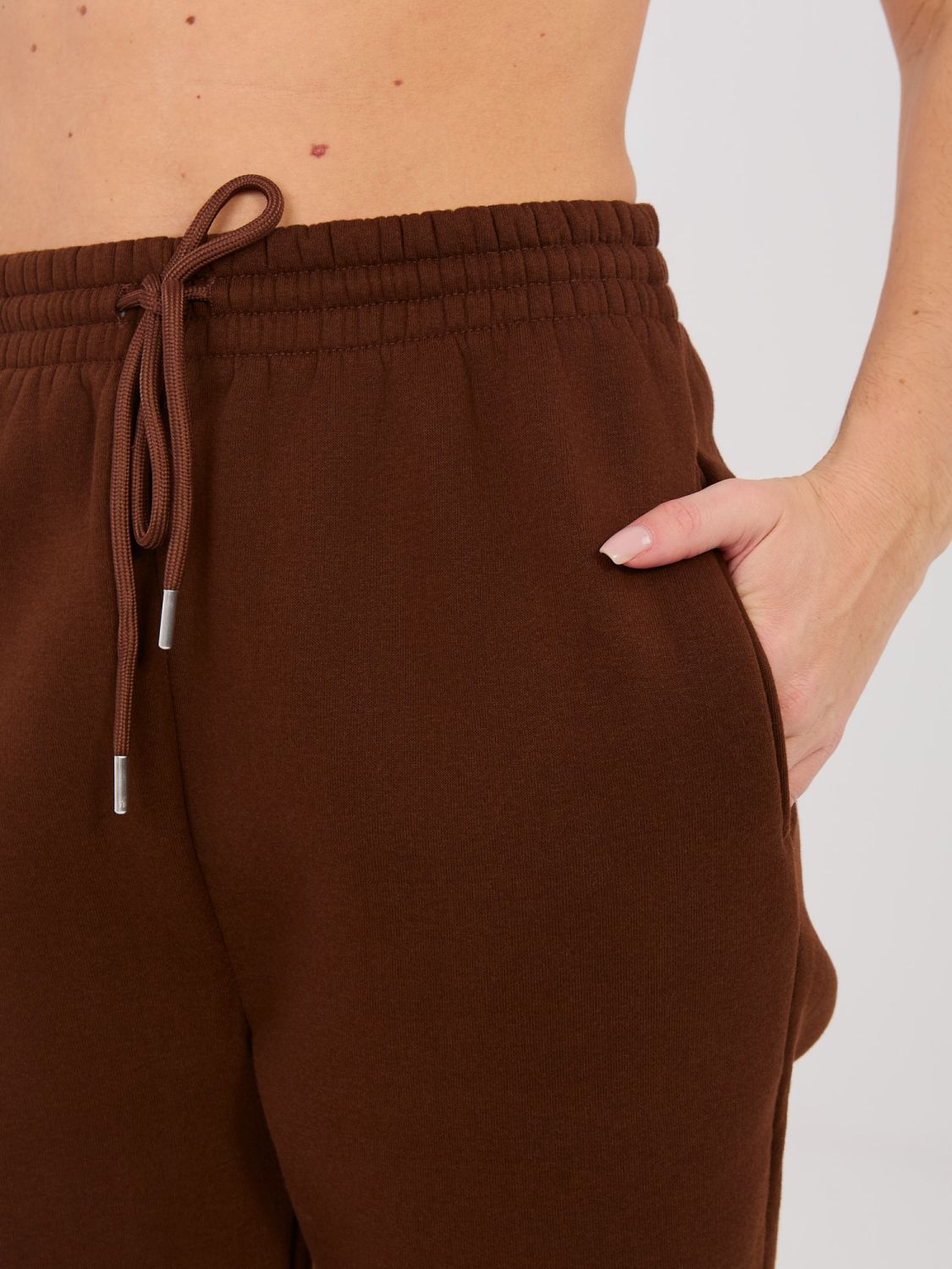 Ženske trenirke s visokim strukom, smeđe