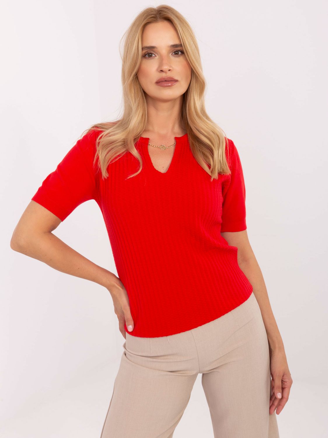 Elegantna crvena majica s kratkim rukavima