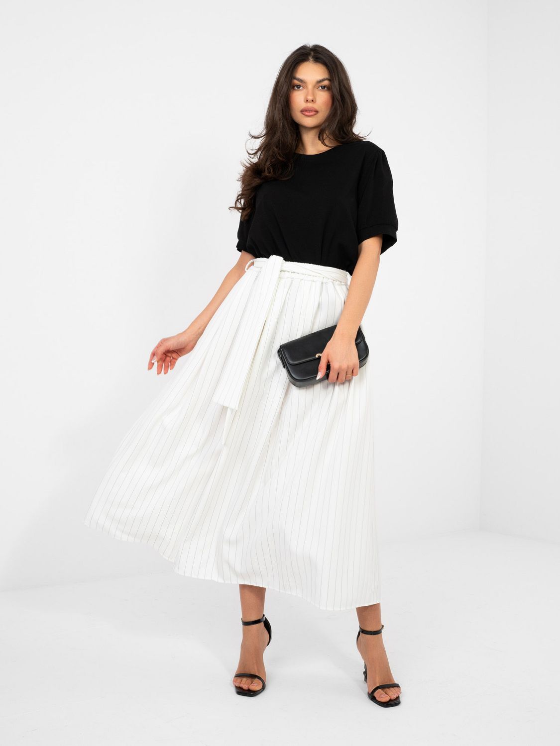 Gonna midi elegante a righe con cintura, ecru