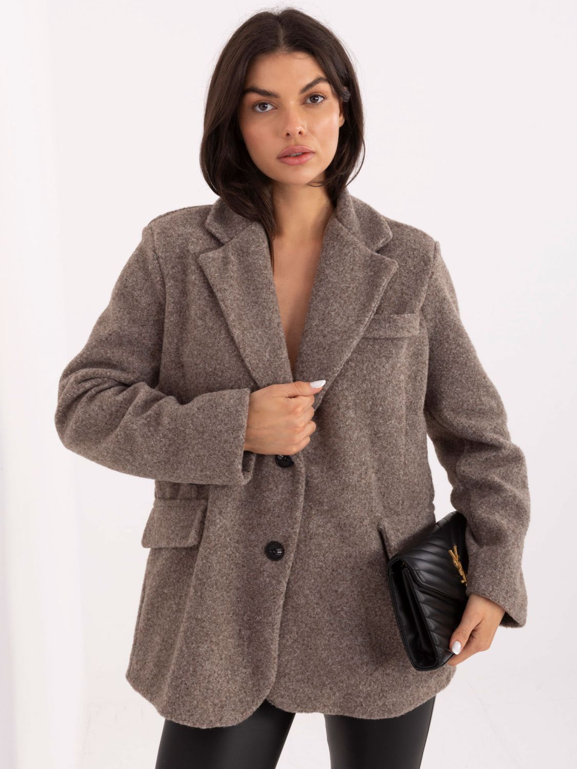 Elegante cappotto beige da mezza stagione con fodera