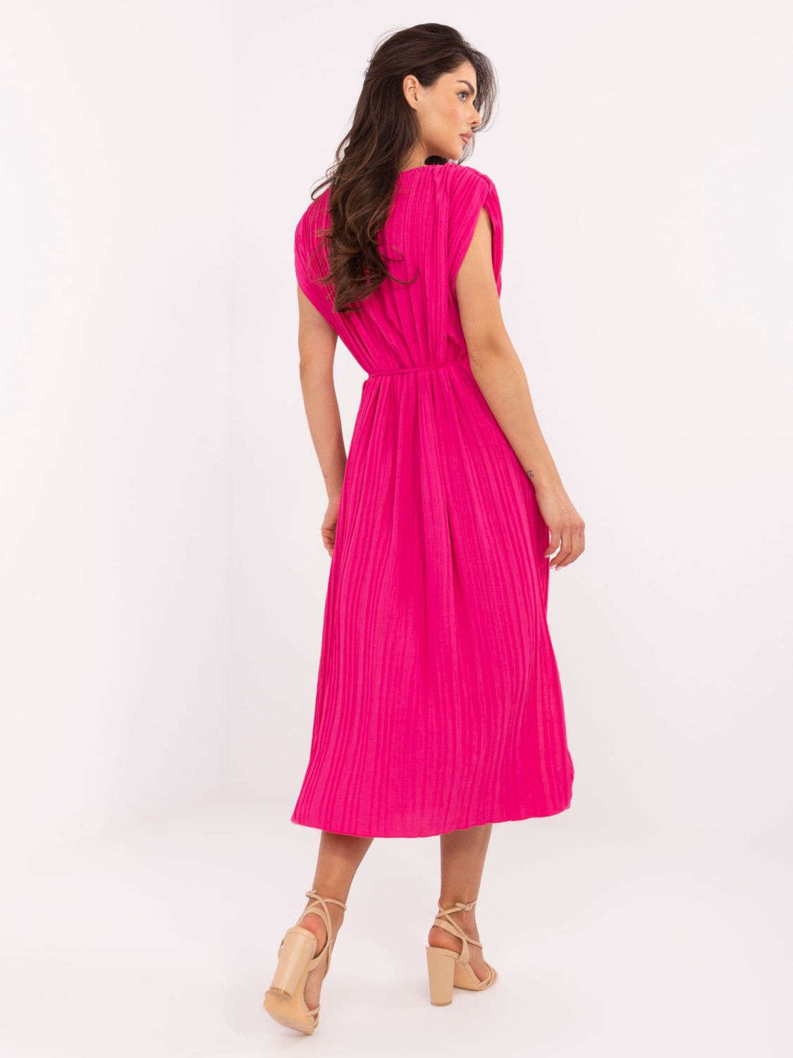 Elegante abito midi in rosa