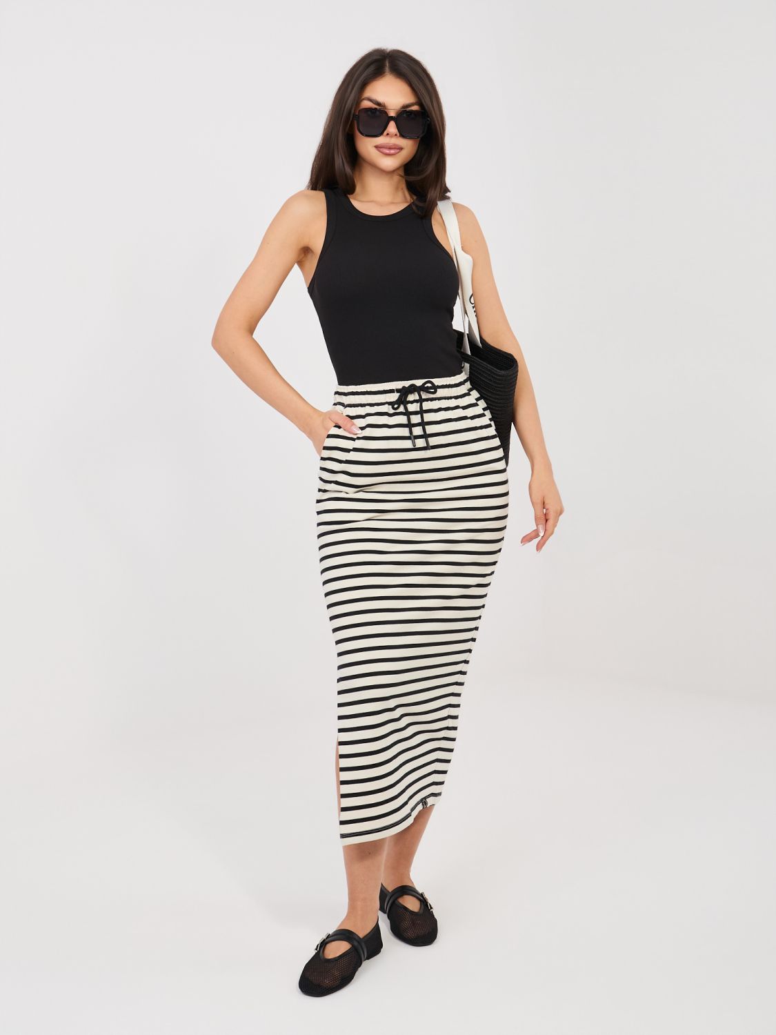 Gonna midi beige a righe con tasche