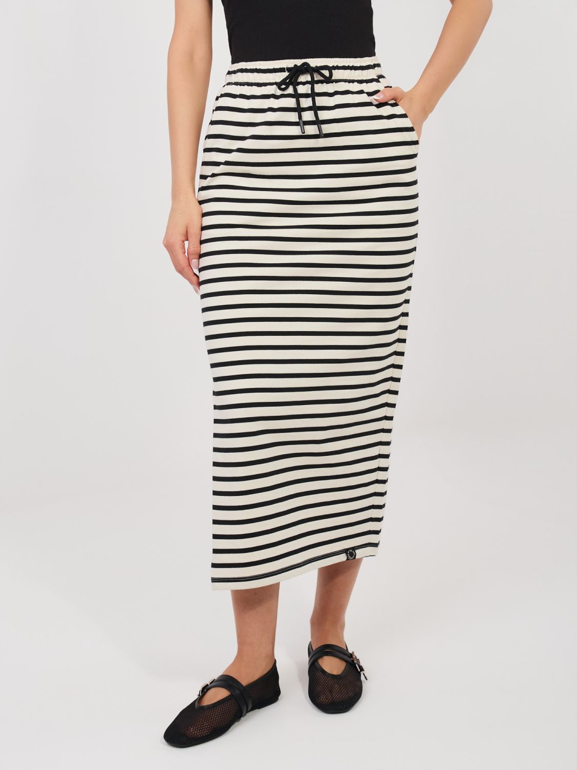 Gonna midi beige a righe con tasche