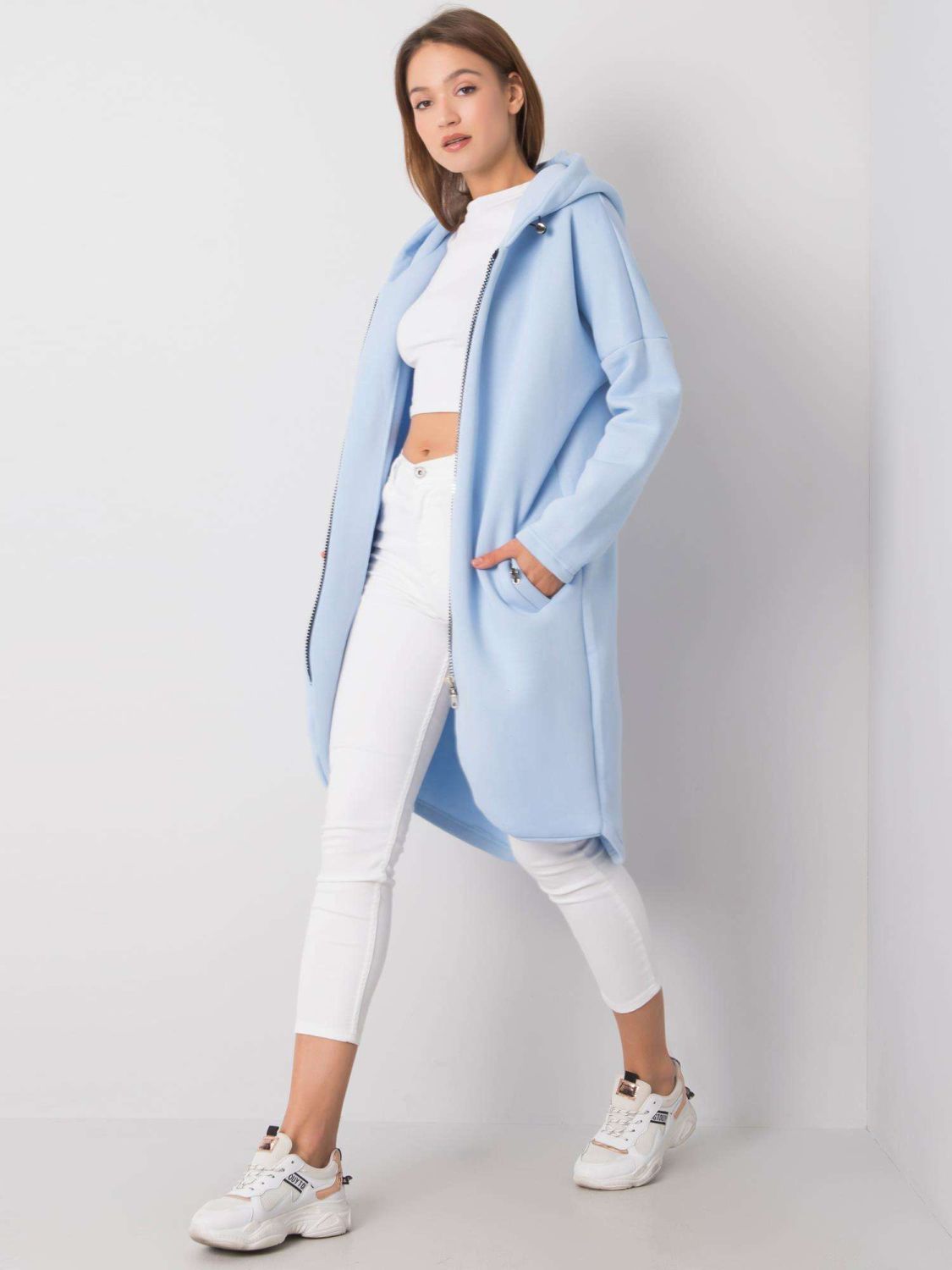 Svijetloplava duga trenirka s kapuljačom na patent