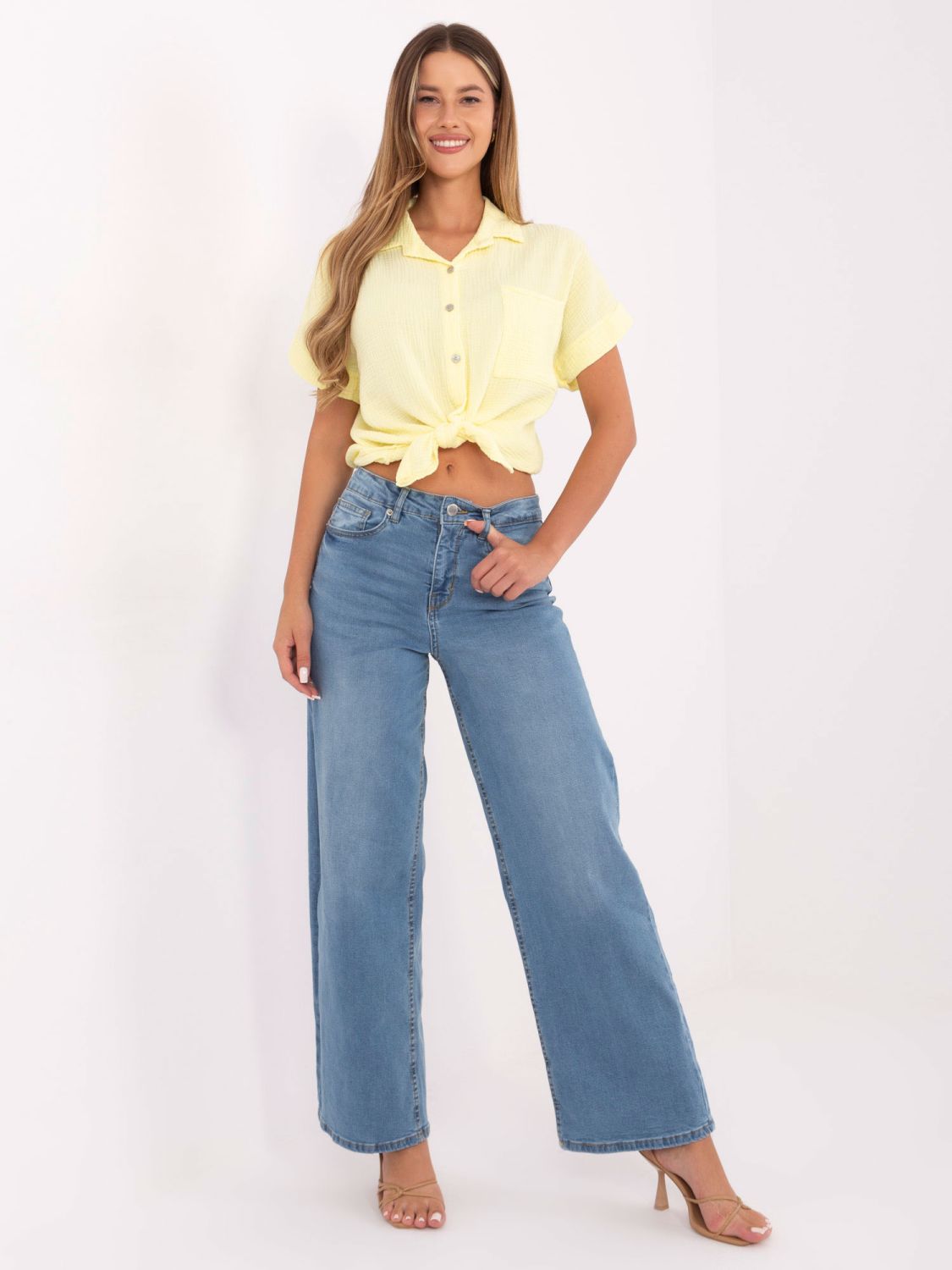 Jeans donna a gamba larga e vita alta, azzurri