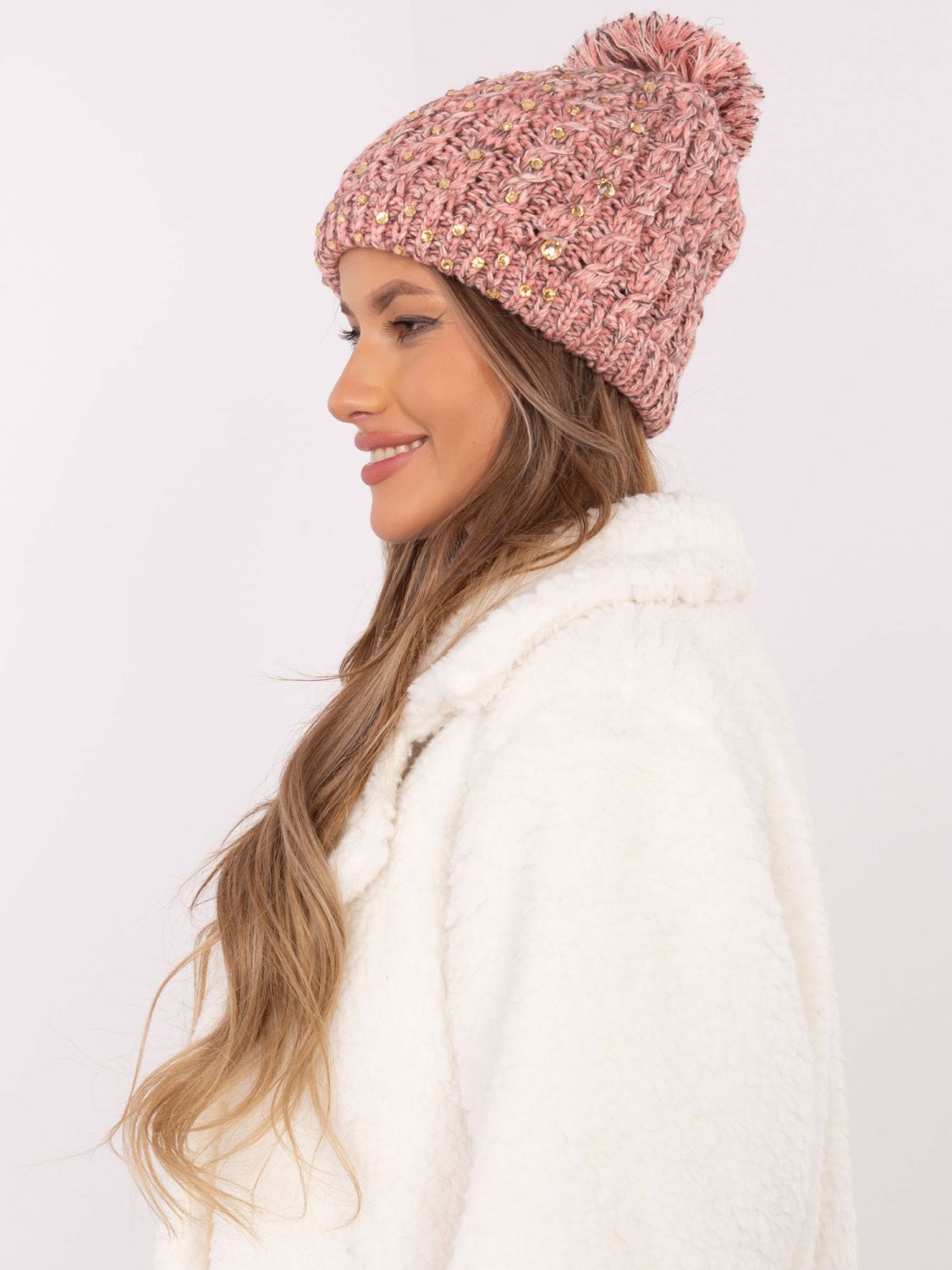 Cappello invernale rosa con applicazione