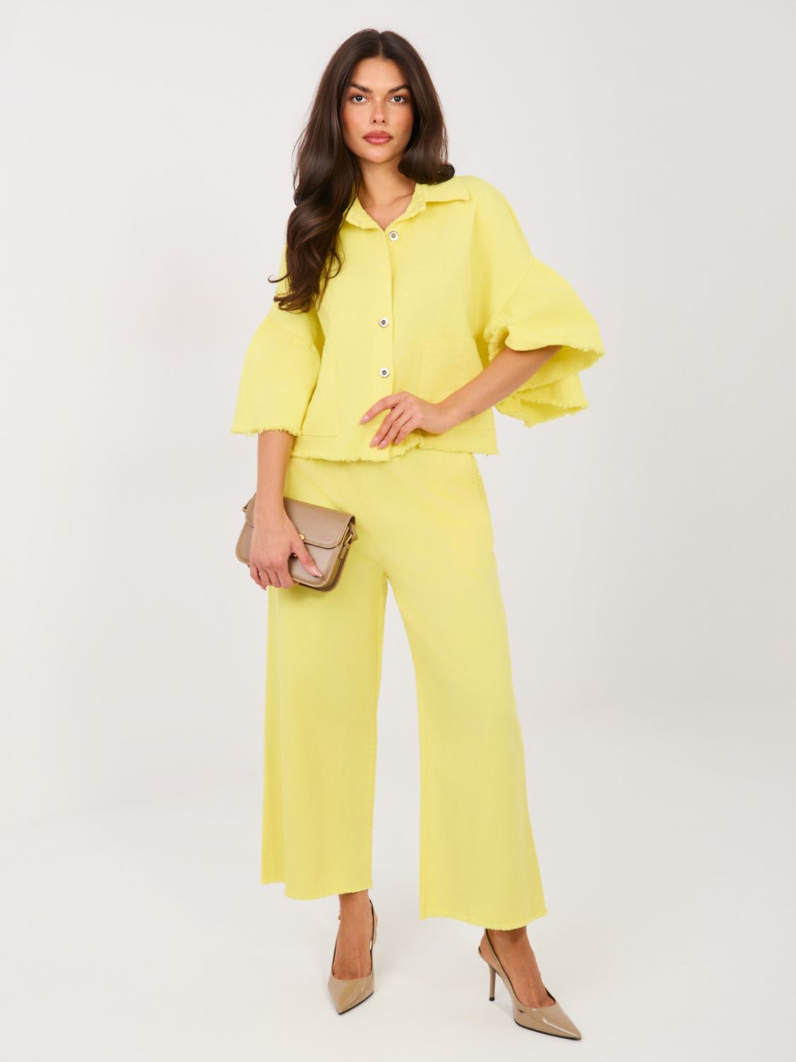 Kratka žuta traper jakna s volanom i 3/4 rukavima