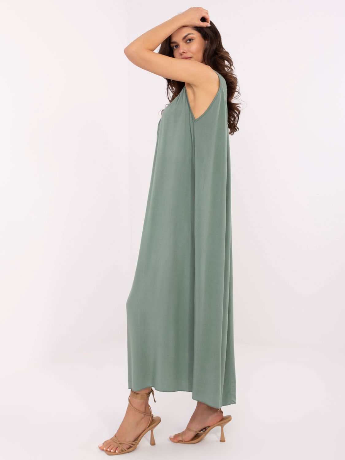 Abito estivo oversize in khaki